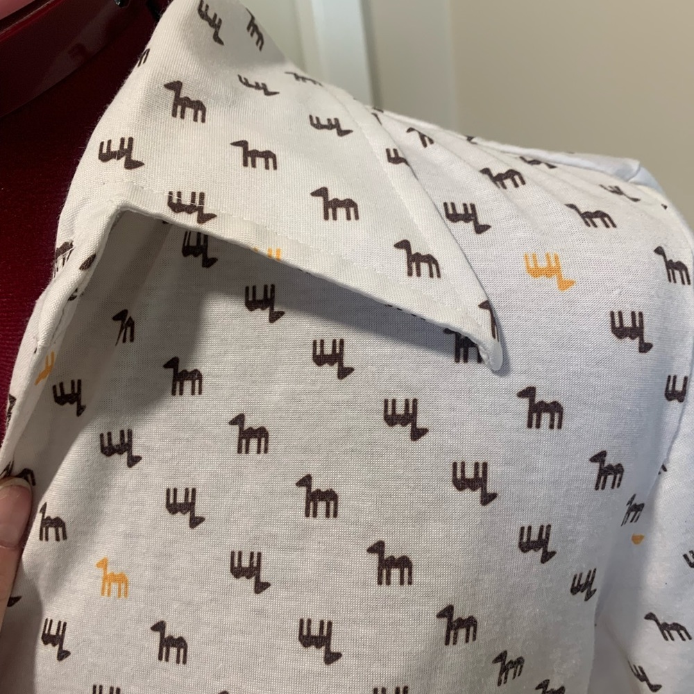 70s Novelty Print Blouse - Picture 2 of 4